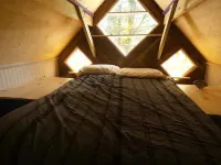 The Tree House at Underhill Hollow