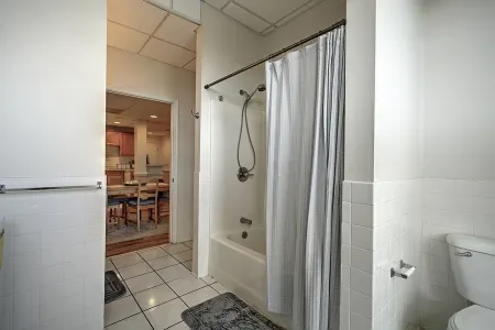 Stay Downtown on Historic Main St.