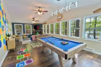 New Game Room-Snow Cones-Pet Friendly-Dock-Fire Pit-Kayaks-Paddleboards- - Wifi