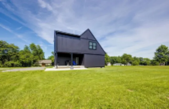 Stunning modern 2-bedroom Aframe with Barren River lake view near Mammoth Cave