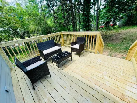🌳 Oasis at Pine Forest 🌳 3 BR Private House FirePit
