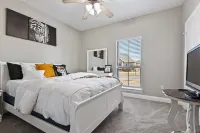 Just minutes from LSU, SU & Downtown Baton Rouge!