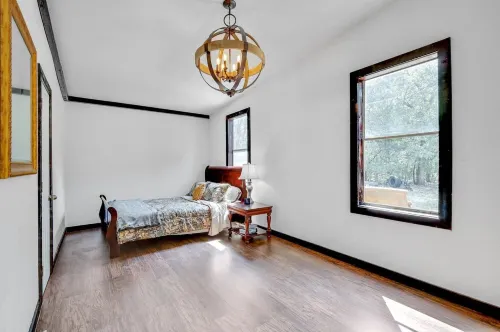 country living in a city. very close to DFW airport. in the heart of town