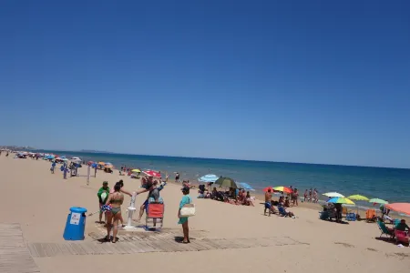 Miramar Rooftop Duplex/penthouse - 250 m zum Sandstrand Отели рядом с достопримечательностью «Rotonda G A N D I A»