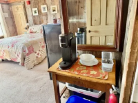 Relaxing Country Inn -Room to Explore and Close to Wells, Ogunquit Beach & Shops Hotels in North Berwick