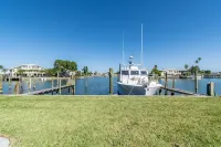 Johns Pass Studio 3  Fisherman's Cove & Cottages Studio 3