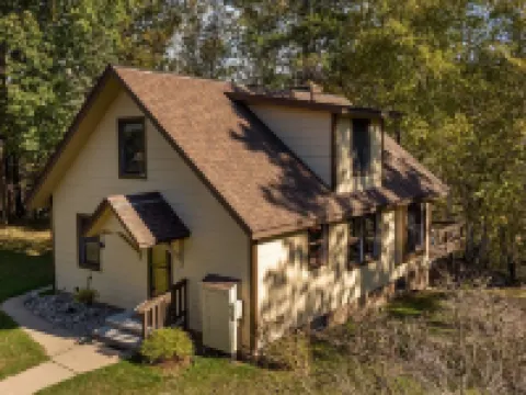 Secluded cabin on Pine River Hotels in Crosslake