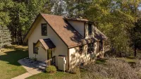 Secluded cabin on Pine River