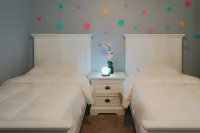 Relax and Explore: Family Friendly Home Near Boston's Best!