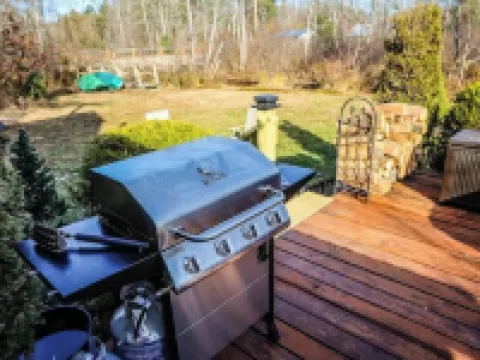 A-Frame Hot tub Retreat - Firepit, Grill, EV & Dog Friendly, Close to N. Conway. Hotels in Fryeburg