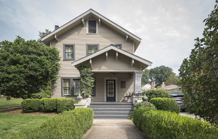 Beautiful Northport home two minutes from downtown Tuscaloosa