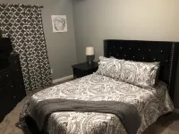 Spacious house minutes from the Horse Park