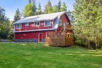 The Bear Den - Private 1 acre Upper Kenai Riverfront Home - Cooper Landing