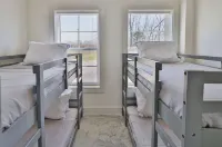 Hunts Bend Private Getaway!