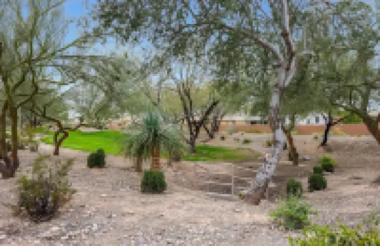 Newly Renovated 4 Bedroom House near hiking and lots of restaurants