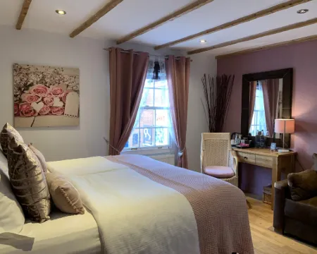 Bath House Hotel & Restaurant Hotels in Chard