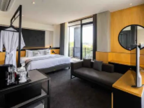 Mahima Hotel Hotels in West Semarang