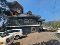 Jays Inn Hotels in Vatanappally