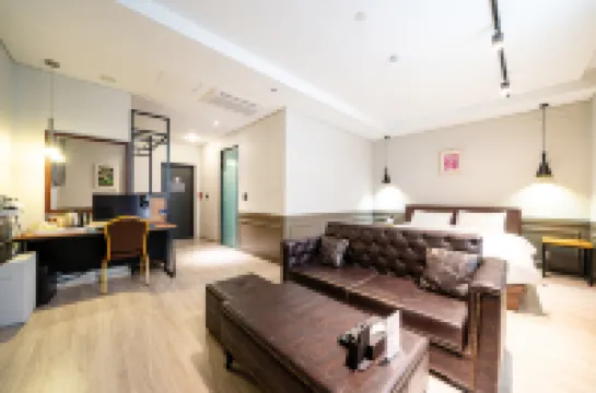 เรสต์ โฮเทล โรงแรมในคิมโพ