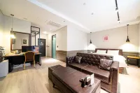 Rest Hotel