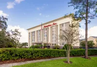 Hampton Inn Orlando-International Airport - Haustierfreundliche