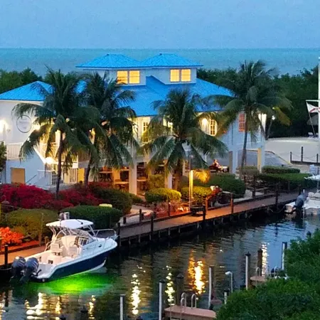 Ocean Front,  Marina, Pool/Hot Tub, Private Beach, Bar/Cafe