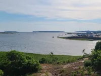 Waterfront Cottage - fantastic unobstructed views!! Hotels in Wellfleet