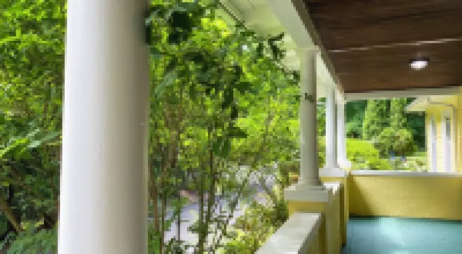 HollyKissHudsonValley Grand Suite in 1900 Renovated Lodge