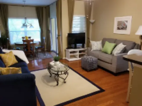 5 min. to Madiera Beach, Fl. GATED. PERFECT !