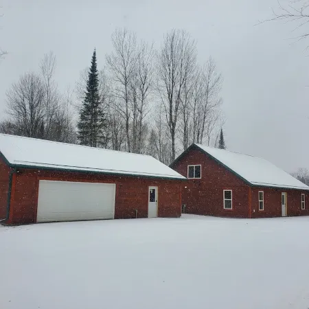 Newer Construction Cabin - Waterfront, Wooded, on Atv/Snowmobile Trails
