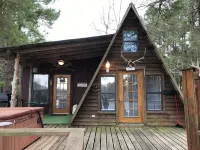 The Bluegill A-frame cabin at Bluegill Lake Cabins