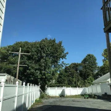 Cozy-Chic Urban Retreat - King bed, washer/dryer