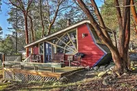 Studio with a View!! Hotels near Pelindaba Lavender Farm