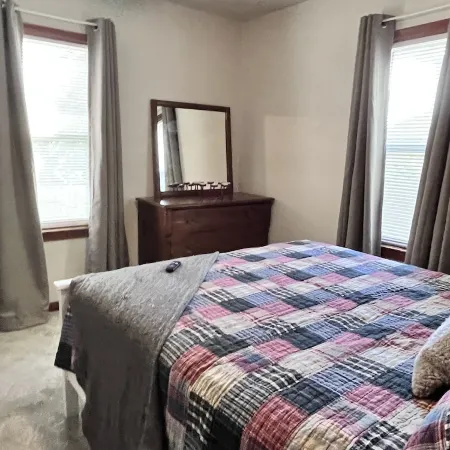 Cozy 2 Bedroom close to Cannon Valley Trail