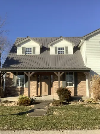 Bluebird Meadows with In-ground Pool and Hot Tub! 125 ACRES TO EXPLORE