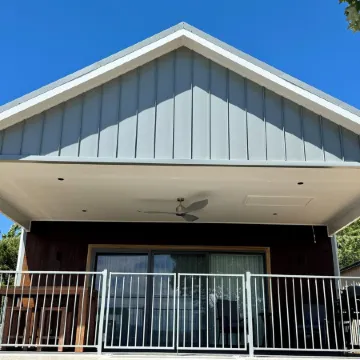 Luxury retreat overlooking Mt Panorama and Bathurst semi-rural surrounds