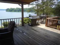 What a view of Lake Cherokee
