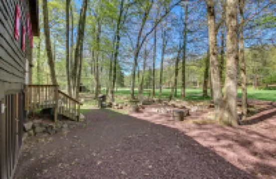 Rustic cabin at the rock.