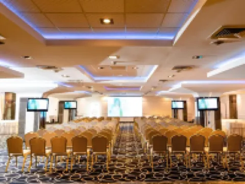Business Hotel Conference Center & Spa Hotels in Targu Mures