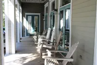 5 BR, 5 BA in Seaside, quick walk to the private beach access or main pool