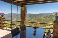 Traditional andalusian house // Long winter vacation offers !!