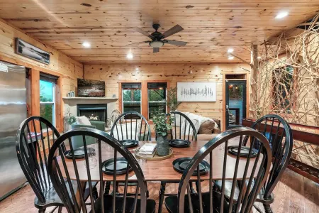 Best Location/Views in Gatlinburg, Games, Hot Tub