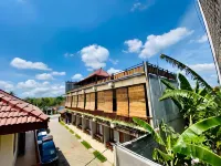 Dea Lokha Hotel Hotels in Playen