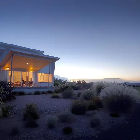 Azjure Studio Retreat