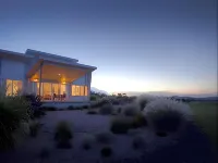 Azjure Studio Retreat Hotels in Ballandean