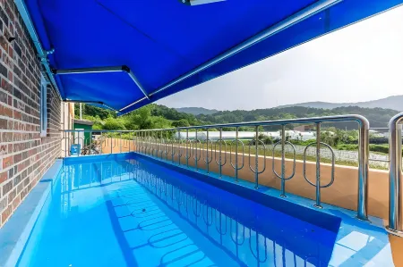 Geumsan Family Pension Отели в г. Кымсан