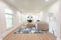Stunning Updated 3Br 2BA Mint Hill Retreat Near All That Charlotte Has to Offer!