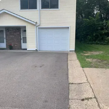 3-bedroom townhome in Eagan MN close to the Mall of America, and  MSP Airport.