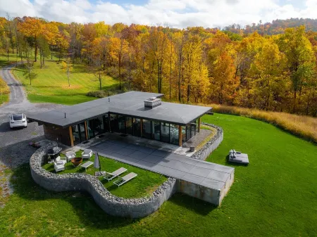 Modern Glass House with Pool & Catskill views in Hudson Valley