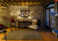 Rare River Street w/Balcony, Historic, Luxury, Affordable, 2/2, Loft STVR00088